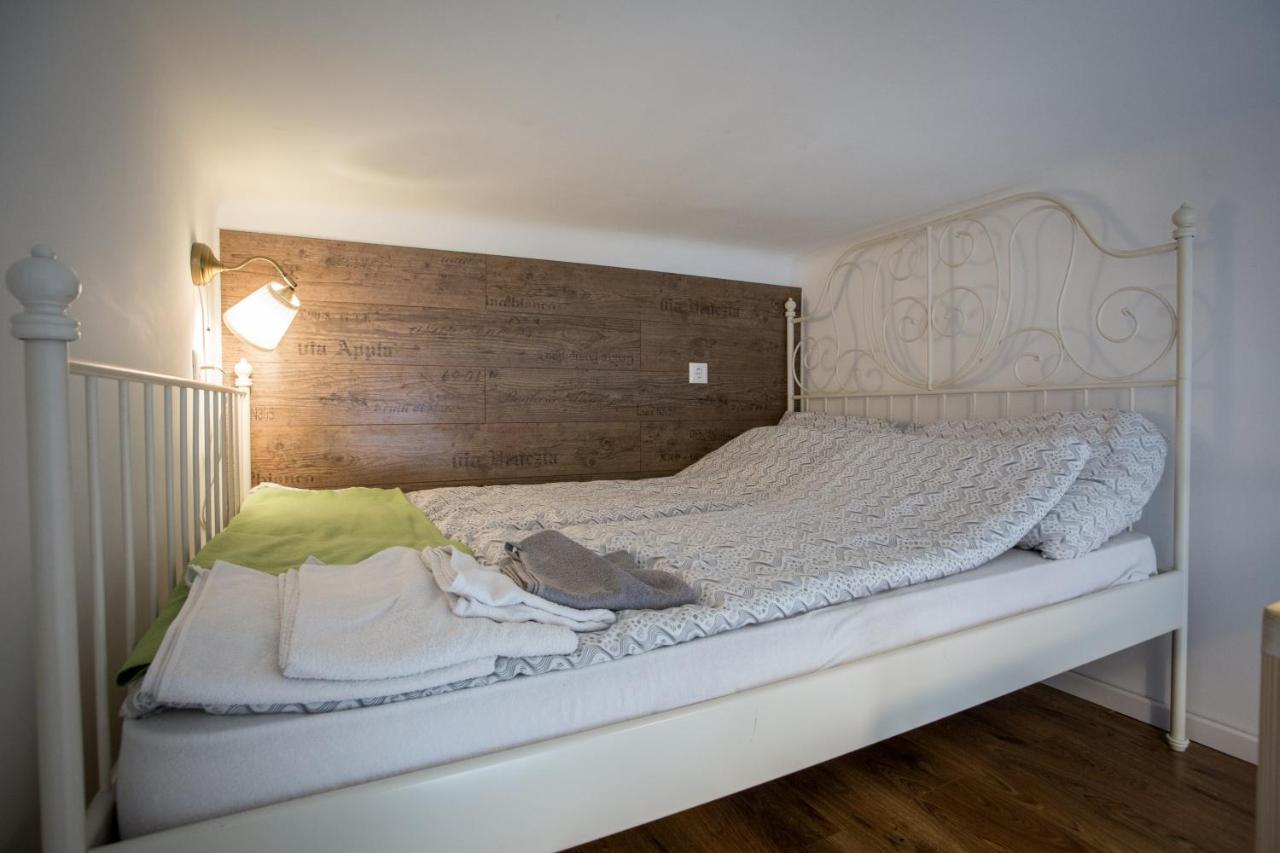 Cozy Studio With Air Condition Freshly Renovated 布达佩斯 外观 照片